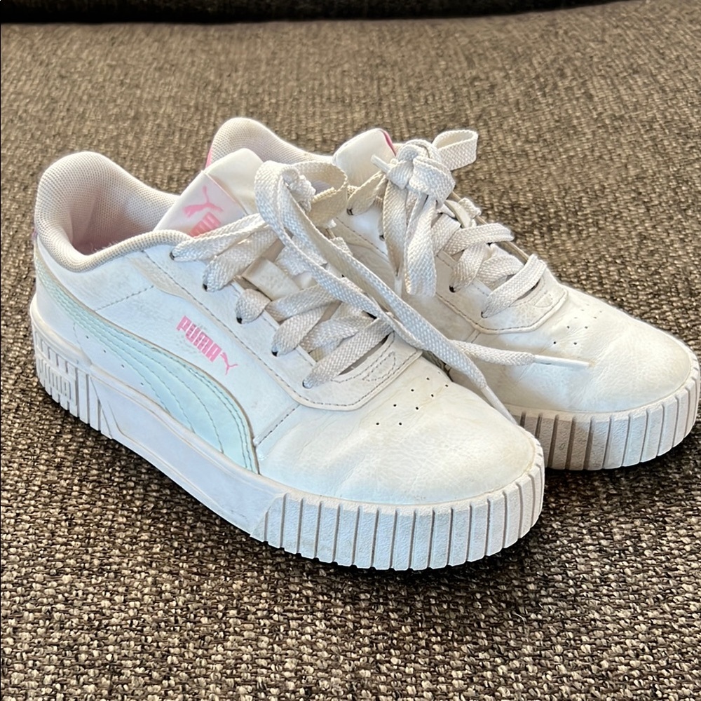 Puma White Sneakers with Pink Logo